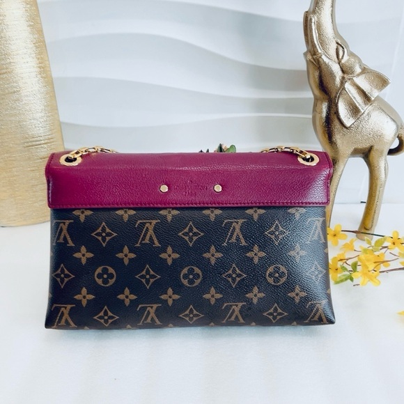 ❤️Beautiful 😱 Authentic Louis Vuitton Pallas Chain Aurore 2 way shoulder bag - Picture 4 of 13